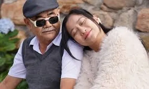 Niềm vui của NSND Việt Anh ở tuổi U70