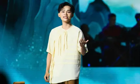 Hồ Văn Cường nói 'lời yêu' một nhân vật đặc biệt ngày đầu năm mới