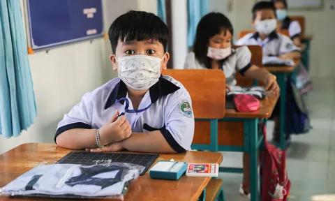 Học sinh không đến trường nếu có biểu hiện ho, sốt, khó thở...