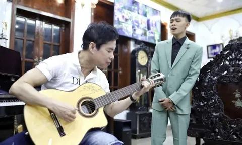 'Hát chay' không cần micro, giọng hát của Hồ Văn Cường liệu có được lòng khán giả?