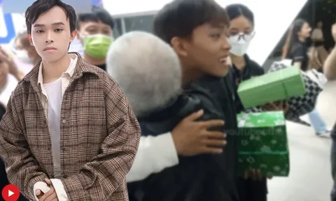 Cụ bà bay từ nước ngoài về Việt Nam gặp Hồ Văn Cường, có hành động nức lòng dành cho nam ca sĩ?