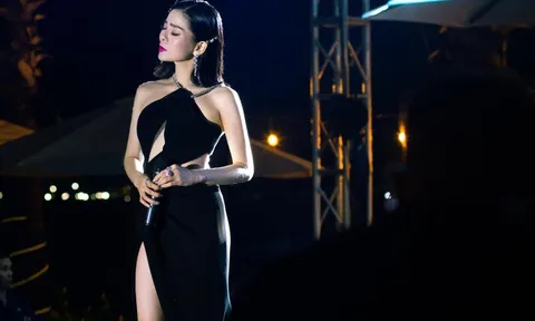 Nức nở hát nhạc trẻ đang thịnh hành nhưng quên lời ngang, Lệ Quyên liền 'chữa cháy' đầy chuyên nghiệp