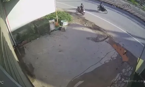 Clip: Ninja đi ngược chiều va chạm khiến đôi nam nữ lộn nhào 180 độ