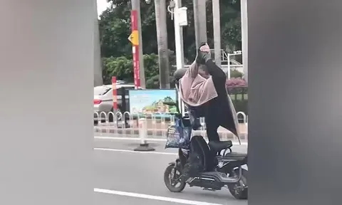 Clip: "Ninja" lái xe chưa là gì so với cô gái này