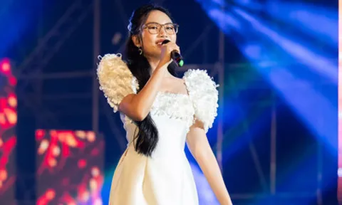 Đăng clip biểu diễn, Phương Mỹ Chi có phản ứng đặc biệt khi bị khán giả 'hỏi khó'