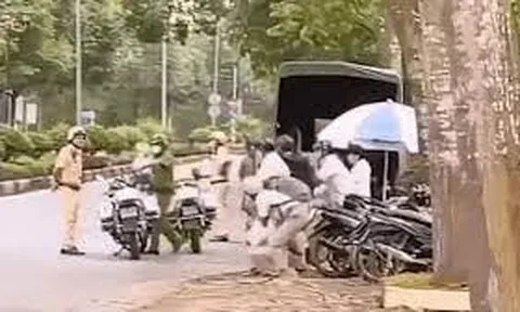 Clip: Học sinh vi phạm giao thông bị các chú CSGT phạt tập thể dục