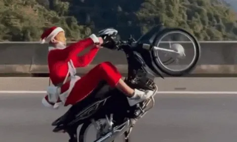 Dân mạng phẫn nộ với clip "ông già Noel" bốc đầu, lạng lách trên đường