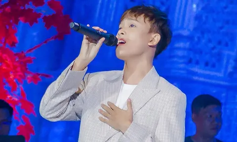 Hồ Văn Cường tiếp tục gặp sự cố, danh ca Ngọc Sơn và Bầu Thụy đang trực tiếp xử lý