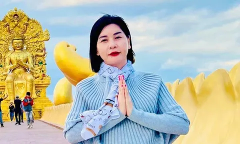 Bị nhận xét nhan sắc khác lạ do đụng chạm dao kéo, Cát Phượng lên tiếng đáp trả