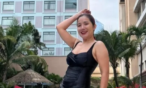 Những lần 'bà mai' Cát Tường diện bikini khiến dân tình... ná thở