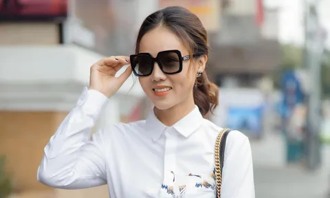 Bà xã NSND Công Lý bất ngờ đăng đàn 'cầu cứu' vì bị mạo danh, chính chủ dở khóc dở cười vì 1 chuyện?