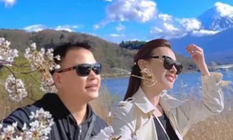 Phương Oanh diện bikini cắt xẻ táo bạo, Shark Bình cảnh báo điều này