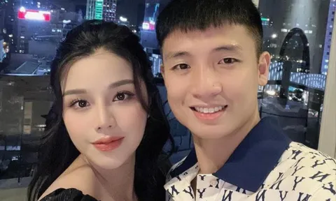 Hậu ồn ào tố chồng, tài khoản Facebook bà xã Bùi Tiến Dũng tiếp tục đăng status lạ