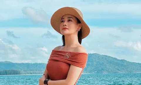 Phương Oanh diện váy thanh lịch, ngày càng thể hiện rõ thần thái vợ Shark Bình