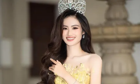 Một nữ ca sĩ bảo vệ Ý Nhi: 'Giữa 1 rừng giả trân dám nói thật thì dũng cảm đấy'