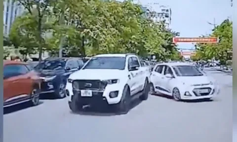 Clip: Pha lùi xe drift phiên bản Jason Statham Việt Nam