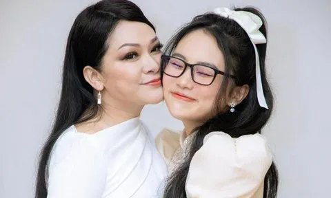 Như Quỳnh và Phương Mỹ Chi 'đụng hàng' một ca khúc, dân mạng khen ai đỉnh hơn?