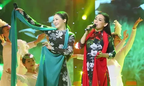 Dân mạng bồi hồi khi nghe lại bản song ca giữa Như Quỳnh - Phi Nhung