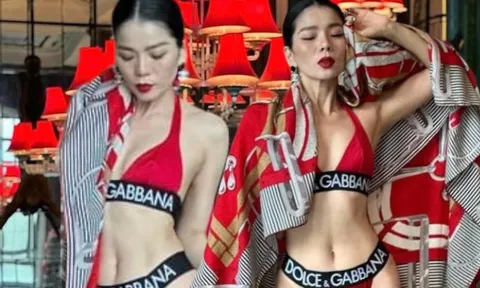 Lệ Quyên diện bikini nhỏ xíu, phô diễn ba vòng nóng bỏng đến nhức mắt