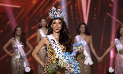 Bùi Quỳnh Hoa đăng quang Miss Universe Vietnam 2023