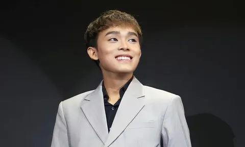 Hồ Văn Cường nhận 'tin vui' mùa Trung thu: Xứng danh ca sĩ triệu view!