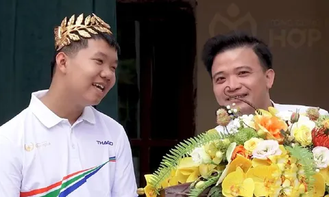 Câu hỏi hóc búa của thầy giáo khiến nhà vô địch Lê Xuân Mạnh phải chịu thua