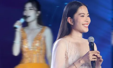 Nam Em đi hát trở lại hậu ồn ào tiền bạc, dân mạng phản ứng ra sao?