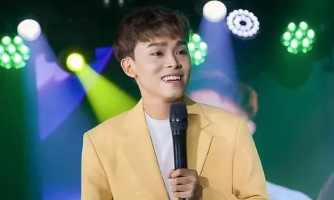 Hồ Văn Cường hát chay bài mới không cần nhạc, hàng trăm khán giả có mặt phản ứng mạnh