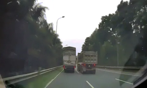 Clip: Giật mình học sinh đi xe đạp điện chạy ngược chiều trên cao tốc