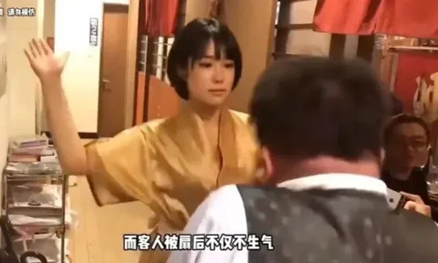 Kỳ lạ quán ăn có 1-0-2, khách thích thú chi tiền để được 'ăn tát'