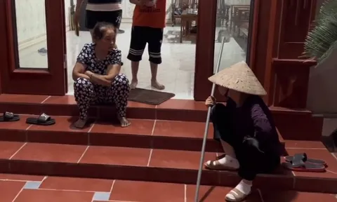 Trở về sau 3 năm mưu sinh xứ người, cô gái giả làm bà lão nghèo vào xin cơm và cái kết đầy cảm xúc