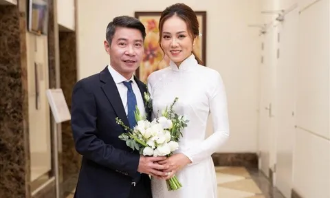 Bà xã NSND Công Lý từng giận chồng bỏ về nhà mẹ, thừa nhận còn 'non' và 'xanh'