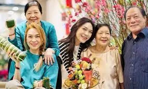Mỹ Tâm bật khóc vì chưa làm được điều này cho ba mẹ