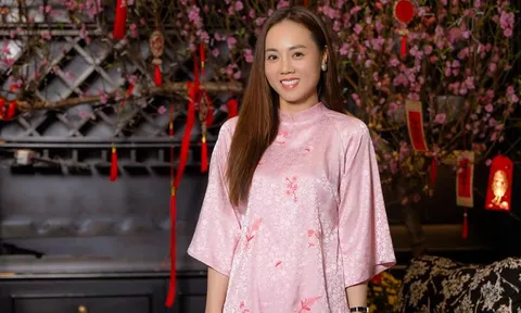 Bà xã NSND Công Lý bị trầm cảm sau chuyến đi Nhật, lý do liên quan đến chuyện hình ảnh