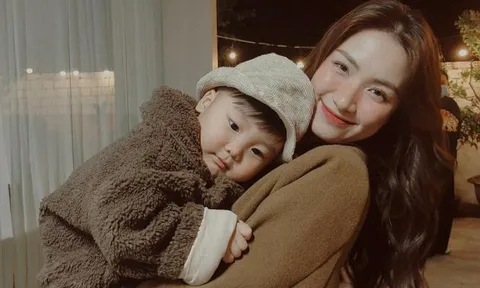 Con trai Hoà Minzy 'xấu hổ' khi cùng mẹ làm 1 việc, chính chủ vội đăng đàn cầu cứu