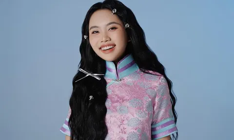Phương Mỹ Chi 'chơi chiêu' với công ty