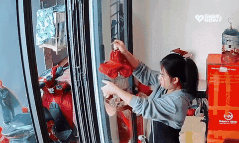 Trêu vợ rồi chạy đi trốn, người đàn ông nhận không ngờ đến cái kết