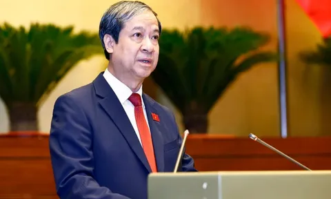 Bộ trưởng Bộ GD-ĐT: Tháng 11 sẽ có phương án về bộ sách giáo khoa thống nhất