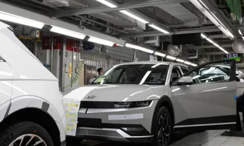 Hết thời 'được nâng đỡ', xe điện Hyundai và Kia rớt doanh số thảm hại