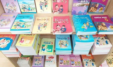 Đại biểu Quốc hội đ​​​​​ề nghị cung cấp miễn phí sách giáo khoa trong năm học 2026 - 2027