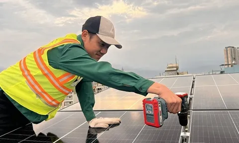 Lắp điện mặt trời mái nhà không thông báo có thể bị phạt tới 20 triệu đồng