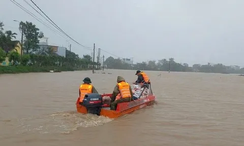 Khẩn trương thống kê thiệt hại về nhà ở của nhân dân do mưa lũ tại Nam Trung Bộ