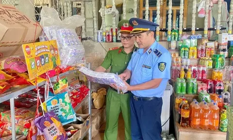 Tăng cường công tác chống buôn lậu và hàng giả trước Tết Bính Ngọ 2026