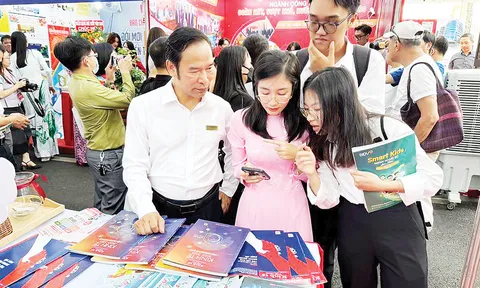 Bổ sung các chính sách, nguồn lực phát triển báo chí