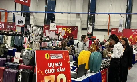 Ủy ban Cạnh tranh quốc gia cảnh báo chiêu trò 'giảm giá ảo' dịp mua sắm cuối năm