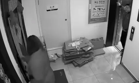 Cô gái bị thanh niên lạ mặt theo về tận nhà, diễn biến tiếp đó khiến ai cũng hả hê