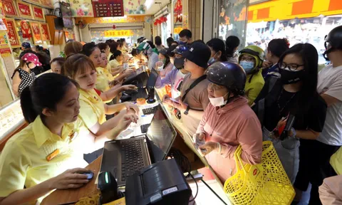 Yêu cầu NHNN Việt Nam khẩn trương đề xuất thành lập Sàn giao dịch vàng quốc gia