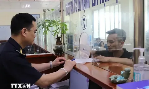 Thủ tướng yêu cầu thực hiện trực tuyến 100% thủ tục hành chính liên quan đến doanh nghiệp