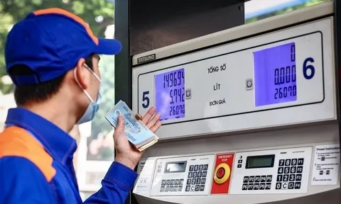 Giá xăng dầu tăng nhẹ từ 15 giờ chiều nay