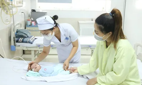 Cấp giấy chứng sinh cho trẻ sinh ra do mang thai hộ thế nào?